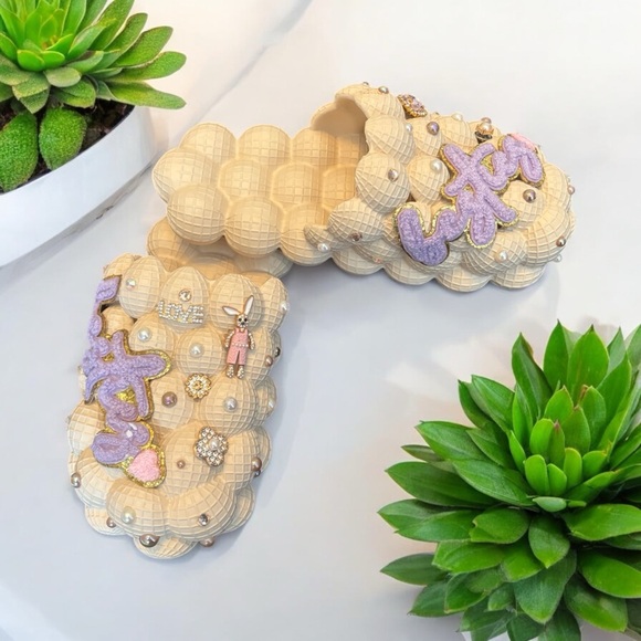 Custom Bubble Slides - Picture 1 of 3